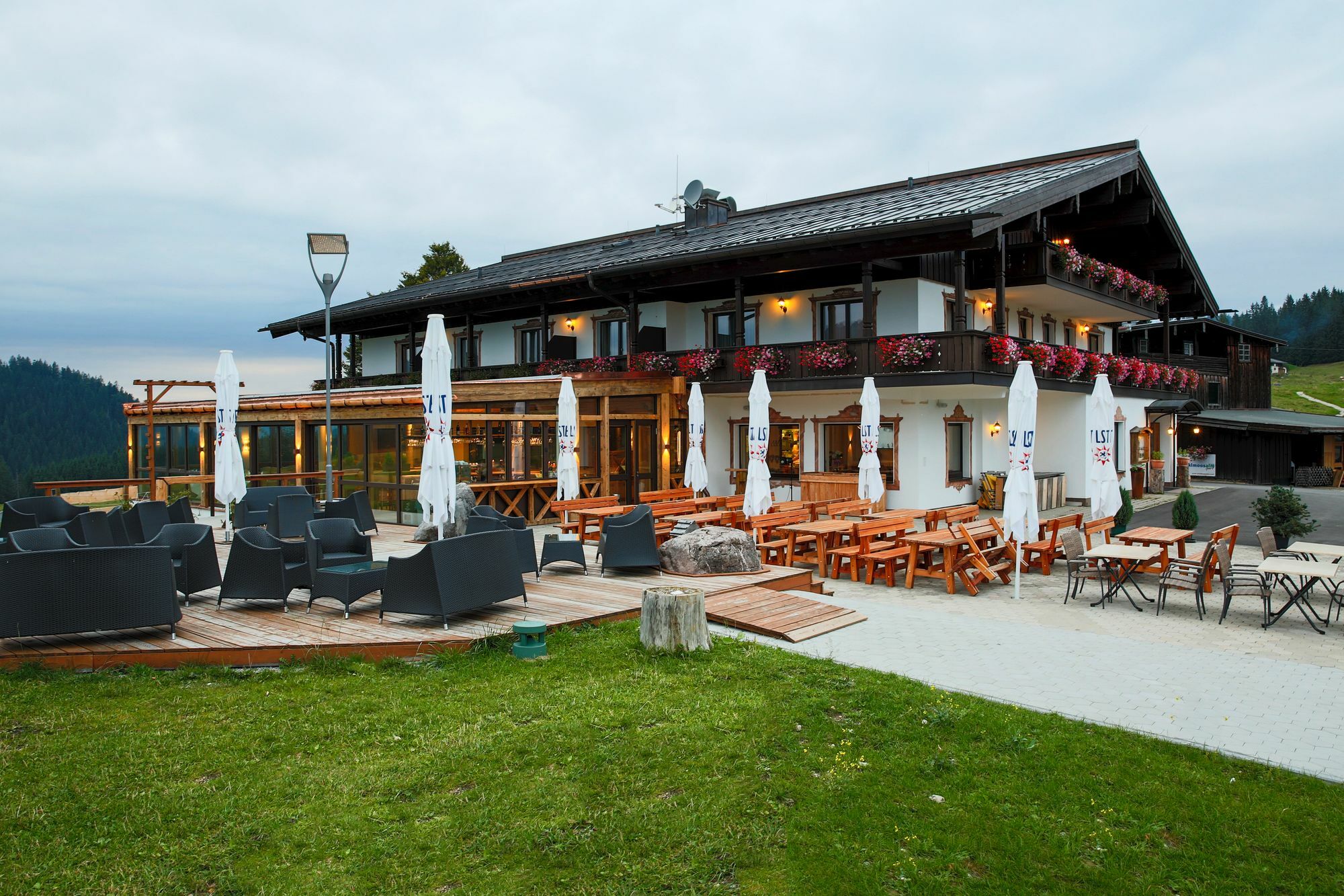 Hotel Winklmoosalm Reit im Winkl Exterior photo